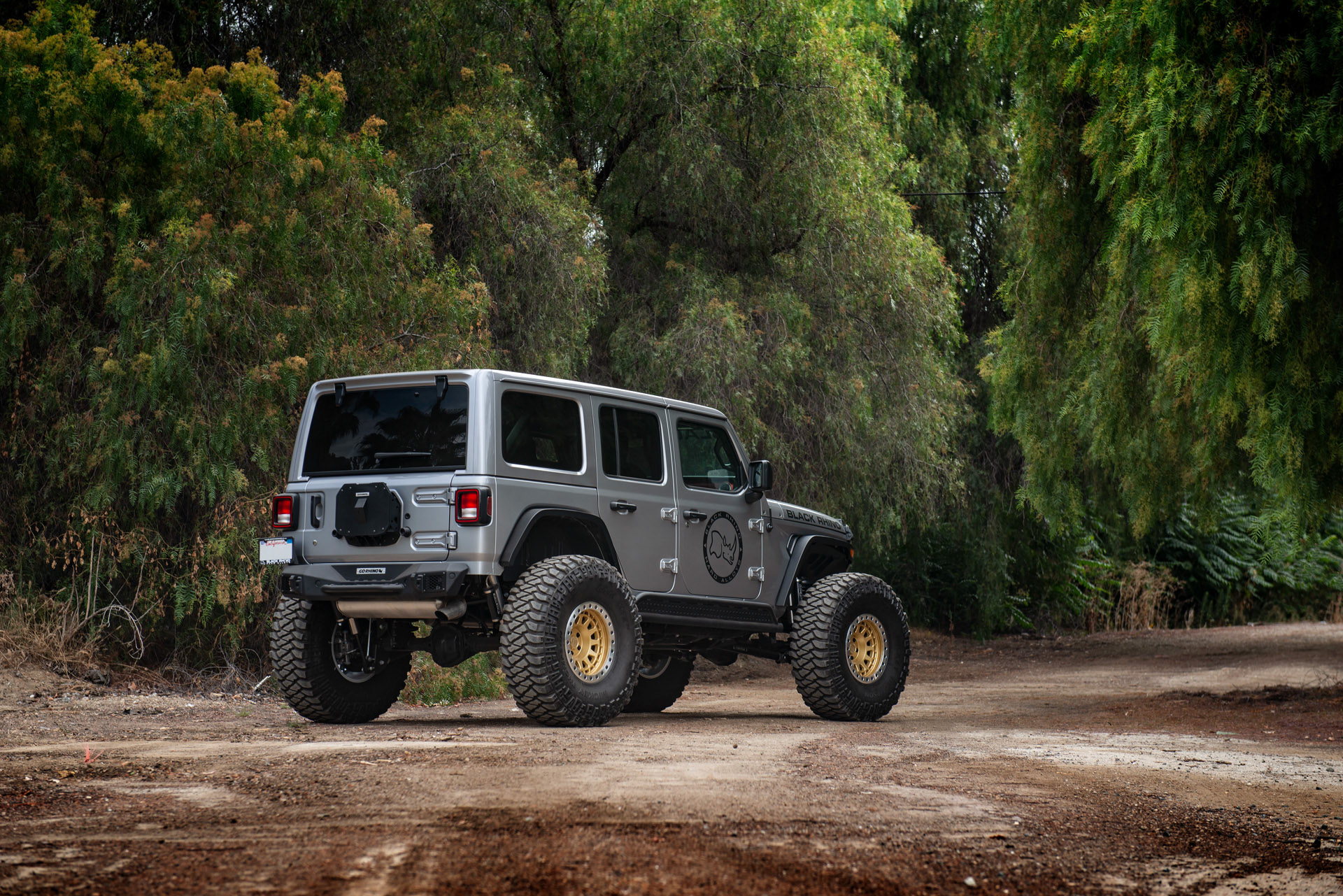 jeep-jlu-wrangler-rubicon-black-rhino-primm-beadlock-wheels-scott-chu-photography.jpg